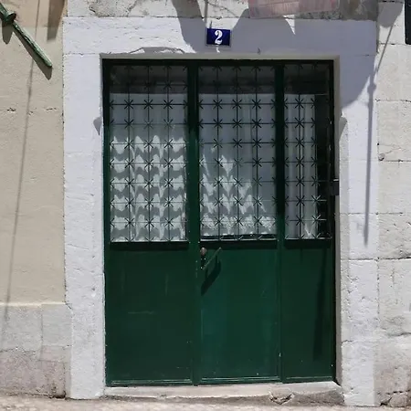 Alfama'S Hidden Terrace Gem Apartment Lisbon Exterior photo